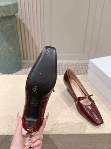 DIOR 26S MARY JANE KITTEN HEEL 40MM IN DARK RED CROCODILE EMBOSSED CALFSKIN
