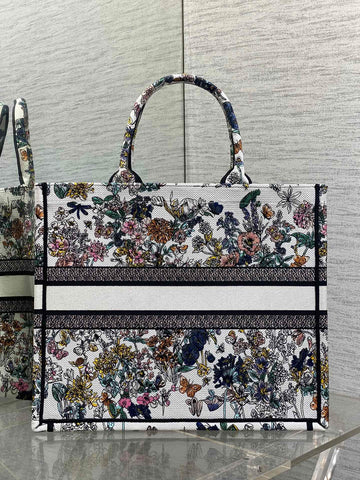 DIOR 25S LUCKY LARGE DIOR BOOK TOTE 42 IN MULTICOLOR DIOR FLOWERS CALENDAR ALLOVER EMBROIDERY