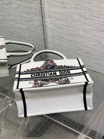 DIOR 25S LUCKY SMALL DIOR BOOK TOTE 26 IN WHITE MULTICOLOR DIOR STAR EMBROIDERY