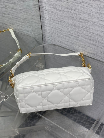 DIOR 25S STAR HOBO BAG 28 IN LATTE MACROCANNAGE CALFSKIN WITH CHAIN