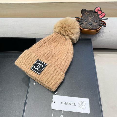 BEANIE HAT IN SEPIA TAN WOOL 422177