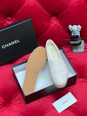 WOVEN LOAFERS IN WHITE BEIGE FABRIC