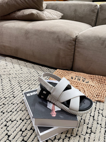 ELECTRIC SANDAL BLACK MIX CREAMY WHITE CALFSKIN