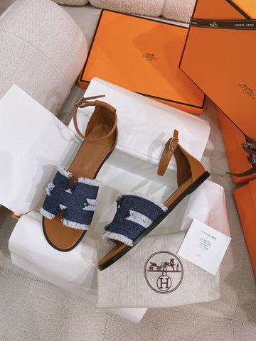 HM 26S SANTORINI SANDAL IN NAVY BLUE CALFSKIN AND FABRIC