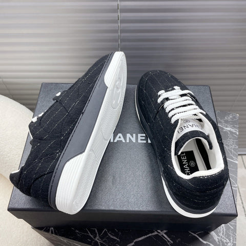 TRAINER SHOES IN BLACK WOOL FABRIC