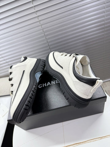 CHANEL 25S SNEAKERS 35MM IN WHITE CALFSKIN