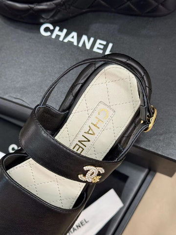 CC HIGH WEDGE SANDALS IN BLACK LAMBSKIN