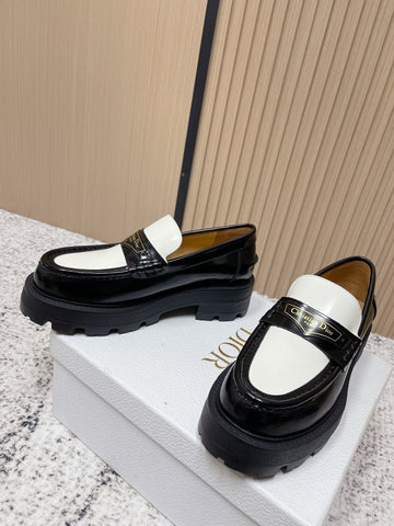 DIOR 25S BOY PLATFORM LOAFERS IN BLACK MIX WHITE CALFSKIN