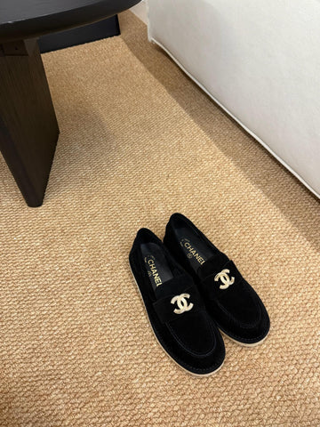 CHANEL 26S LOAFER IN BLACK SUEDE CC LOGO