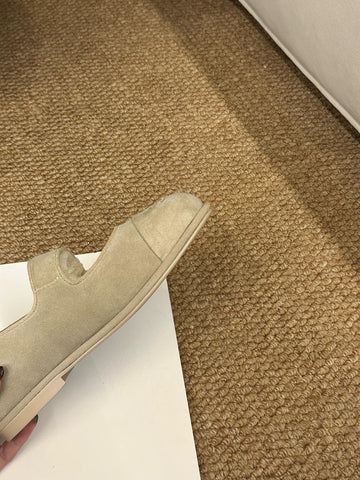CHANEL 26S MARY JANE FLATS IN BEIGE SUEDE SHEARLING LINING CC LOGO