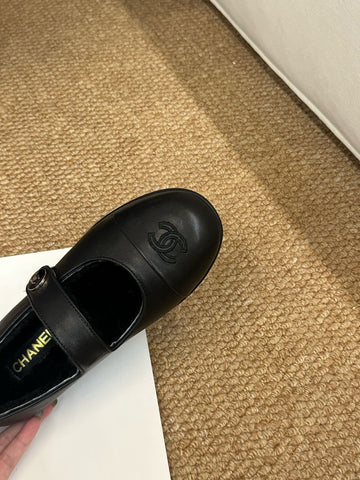 CHANEL 26S MARY JANE FLATS IN BLACK CALFSKIN WITH CC LOGO