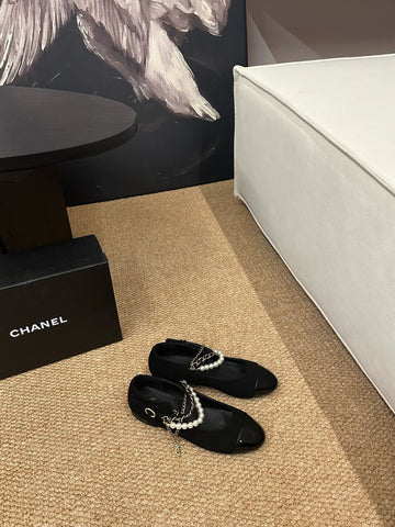 CHANEL 26S MARY JANE PEARL STRAP FLATS IN BLACK CALFSKIN