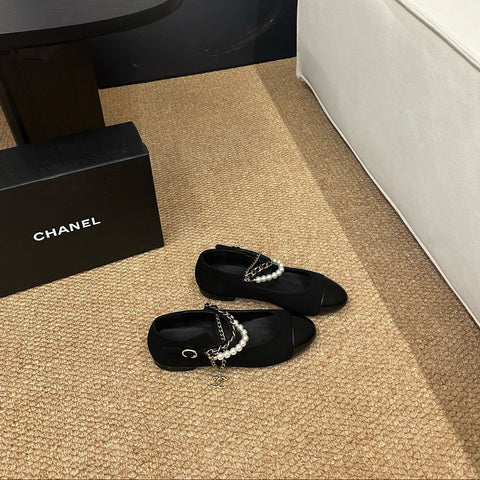 CHANEL 26S MARY JANE PEARL STRAP FLATS IN BLACK CALFSKIN
