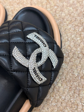 CHANEL 26S SLIDE SANDALS IN BLACK QUILTED CALFSKIN SILVER HARDWARE