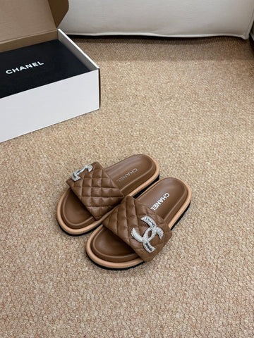 CHANEL 26S SLIDE SANDALS IN BROWN QUILTED CALFSKIN SILVER HARDWARE