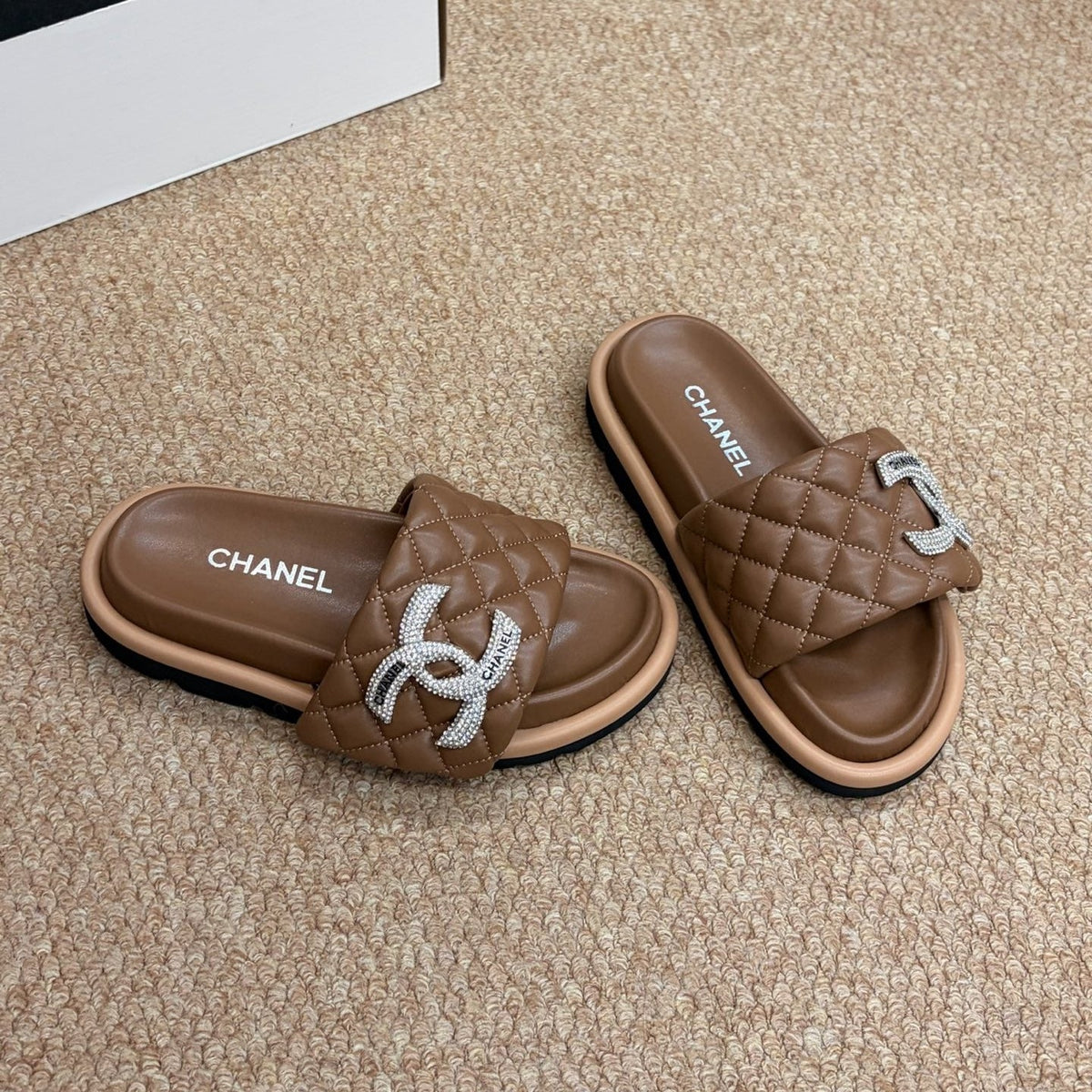 CHANEL 26S SLIDE SANDALS IN BROWN QUILTED CALFSKIN SILVER HARDWARE