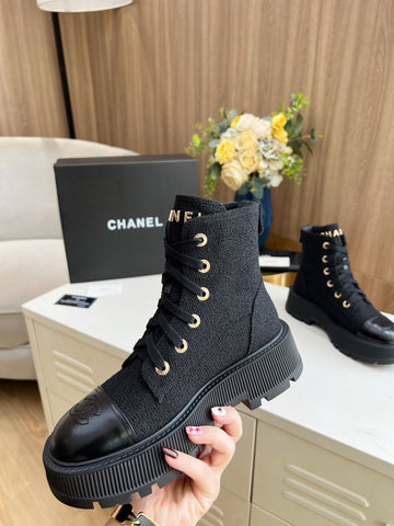 SHORT BOOTS IN BLACK TWEED AND CALFSKIN