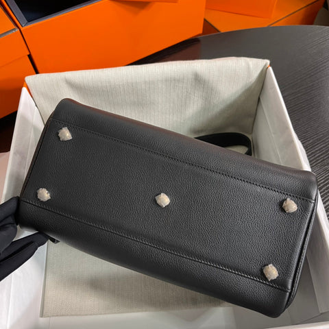 BOSTON NOUVEAU ON BOBY 29 SHOULDER BAG IN BLACK CALFSKIN
