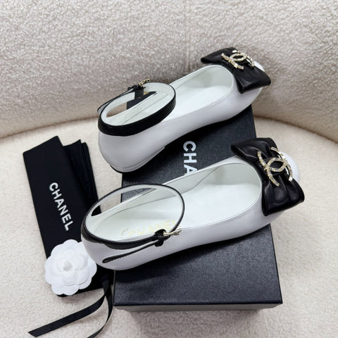 MARY JANE SHOES IN BLACK MIX WHITE LAMBSKIN