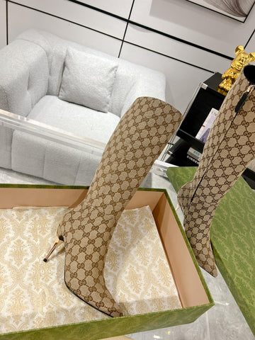 GG KNEE BOOTS IN BEIGE MONOGRAM JACQUARD FABRIC AND CALFSKIN LINING