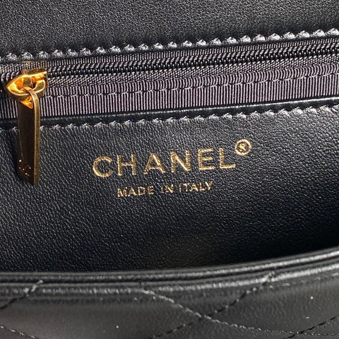 MEDIUM FLAP BAG 26 IN BLACK CALFSKIN GOLD DOUBLE C THICK CHAIN