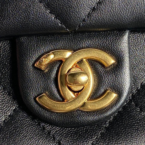 SMALL FLAP BAG 21 IN BLACK CALFSKIN GOLD DOUBLE C THICK CHAIN