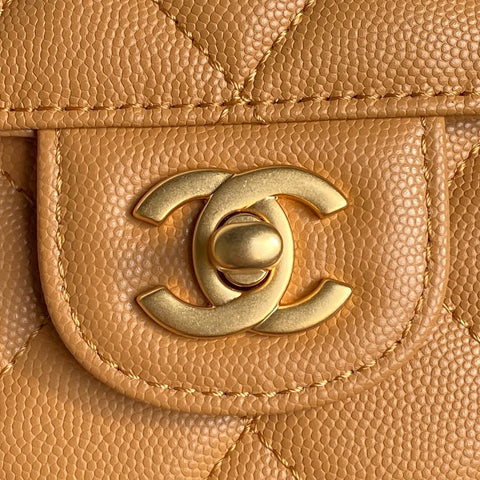 RETRO STYLE FLAP BAG 19 IN RAW SIENNE GRAINED CALFSKIN GOLD HARDWARE