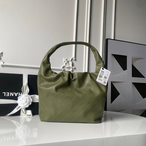 CHANEL 25S HOBO BAG 45 IN DARK GREEN LAMBSKIN
