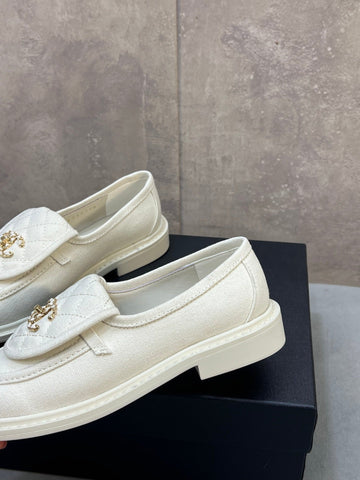 CHANEL 26S LOAFERS IN WHITE CANVAS WITH QUILTED FLAP & CHAIN CC LOGO