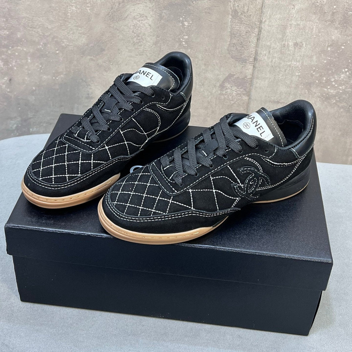 CHANEL 26S SNEAKERS IN BLACK SUEDE QUILTED CC LOGO