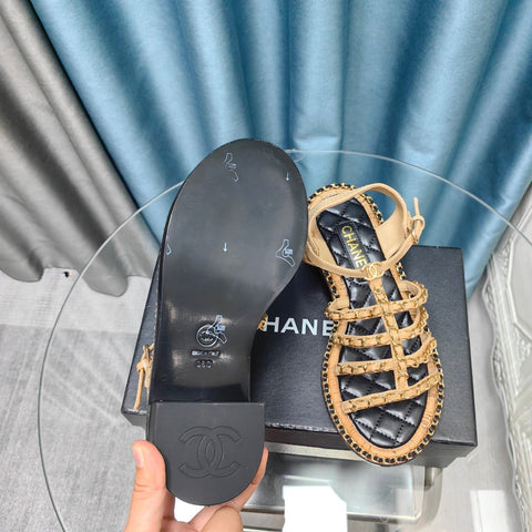 HIGH SANDALS WITH THREE STRAPS IN DARK CREAM CALFSKIN