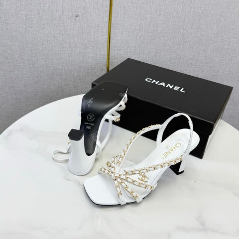 CHANEL 26S CHAIN STRAP HIGH HEELS 65 MM IN WHITE LAMBSKIN
