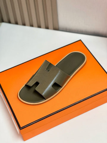 IZMIR SANDAL MOSS LAMBSKIN