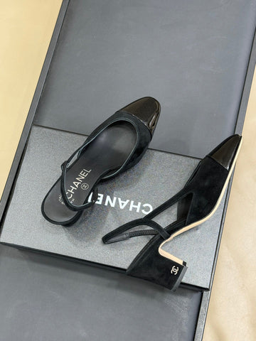 CC SLINGBACK 25S IN BLACK SUEDE AND GLOSSY LEATHER