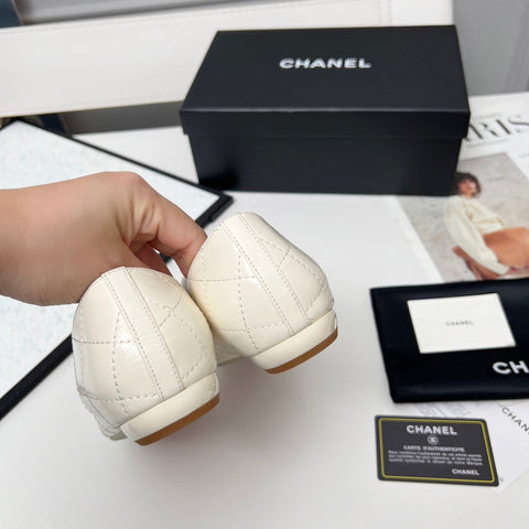 CHANEL 25S DANCE SHOES WITH PRINTED LOGO IN WHITE CALFSKIN