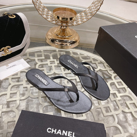 Double CC Flip Flop Thongs Black Sheepskin