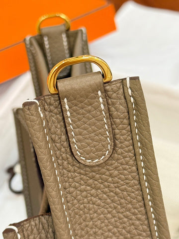 HM 26S EVELYNE BAG 23MM IN LIGHT BROWN GRAINED CALFSKIN