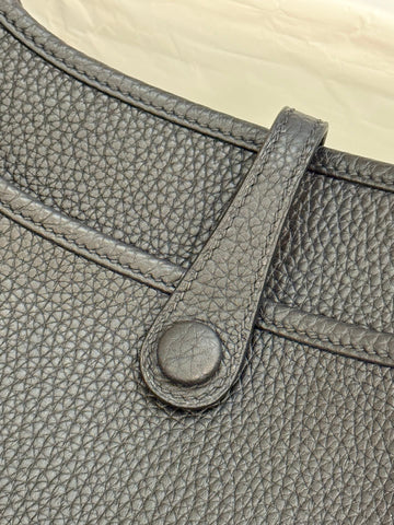 HM 26S EVELYNE BAG 23MM IN BLACK GRAINED CALFSKIN