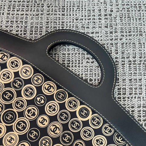 CHANEL 25S SHOPPING BAG 46 CM IN BLACK MIX BEIGE CANVAS PRINTED LOGO