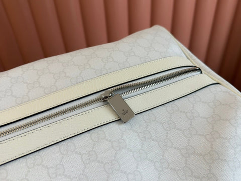 MEDIUM DUFFLE BAG WITH WEB 47 IN WHITE SOFT GG CALFSKIN
