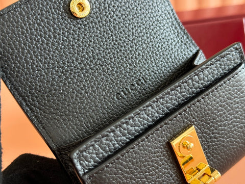 SOFTBIT CARD CASE 10.5 IN BLACK GRAINY CALFSKIN GOLD HARDWARE