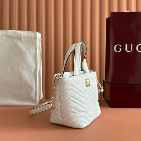 GUCCI 25S SMALL TOTE BAG 29 CM IN WHITE CALFSKIN WITH GOLD HARDWARE