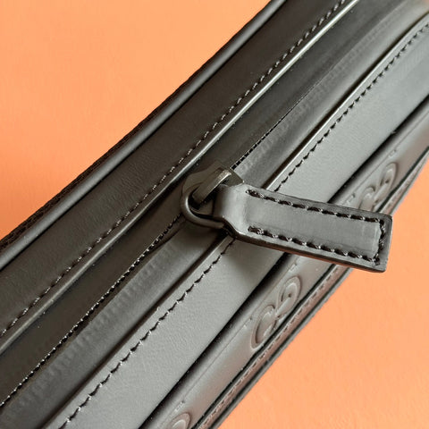 GUCCI 25S MARMONT MATELASSÉ WAIST BAG 24 CM IN BLACK CALFSKIN