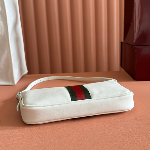 GUCCI 26S LUNETTA SHOULDER BAG 22 IN WHITE CALFSKIN