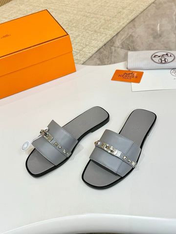 HM 26S GIULIA SANDAL IN GREY CALFSKIN SILVER HARDWARE