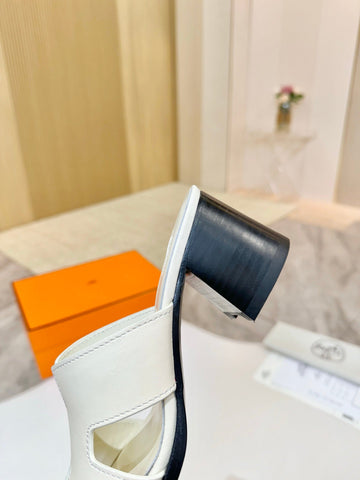 HM 26S HELIA SANDAL 70MM IN IVORY WHITE CALFSKIN