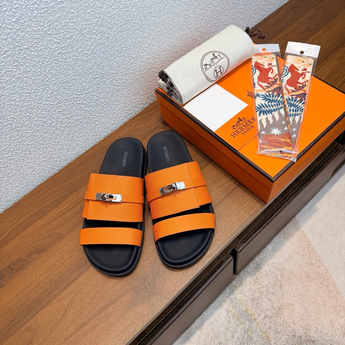HM 26S KELLY BUCKLE DOUBLE STRAP SANDALS IN ORANGE CALFSKIN