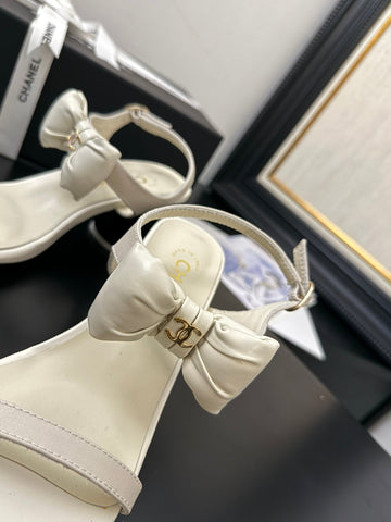 MID HEEL 45 MM SANDALS IN WHITE CREAM CALFSKIN
