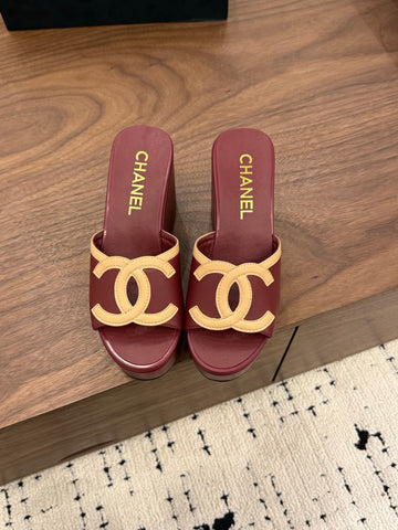 CHANEL 26S WEDGE SANDALS 95 MM IN DARK RED CALFSKIN