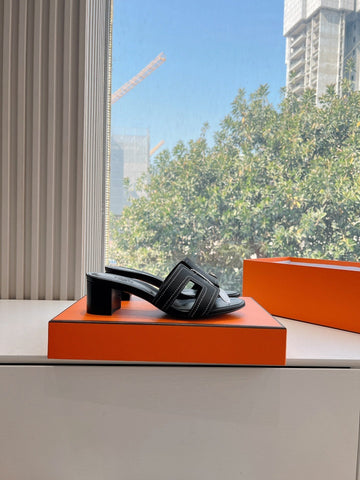0ASIS SANDAL IN BLACK MIX WHITE CALFSKIN